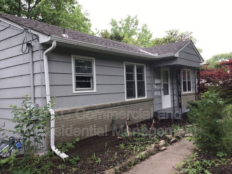 5632 Ash Ave, Raytown, MO 64133 House Rental in Raytown, MO