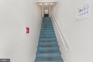 Building Photo - 1402 E Baltimore St