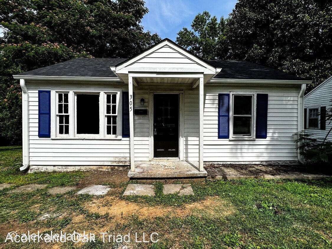 2 br, 1 bath House 305 N Cobb Ave House Rental in Burlington, NC