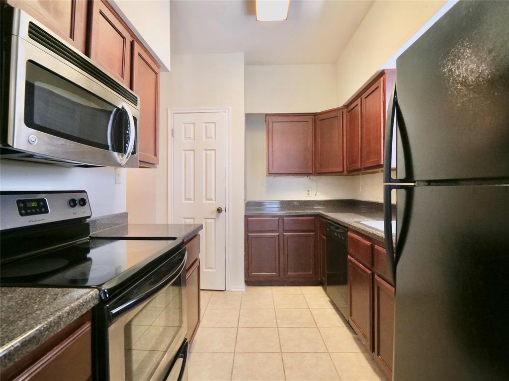 Foto principal - 1103 Dulles Ave