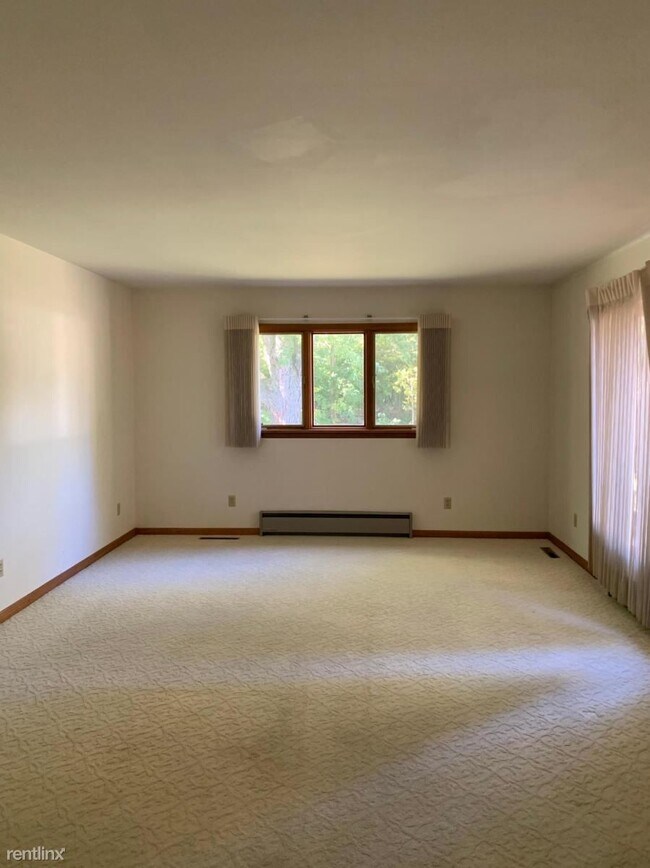 Building Photo - 3 br, 2 bath House - 1515 Brookside Dr