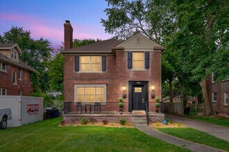 Building Photo - 674 Alter Rd