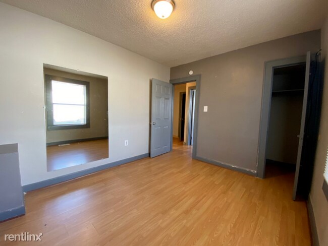 Foto del edificio - 3 br, 1 bath House - 106 Camp St.