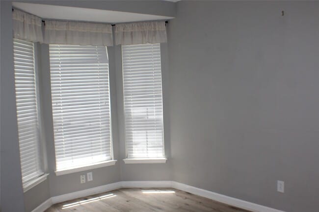 Building Photo - 1718 Heddon Falls Dr
