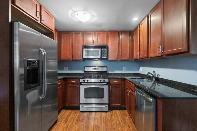 Foto del edificio - 2300 N Commonwealth Ave
