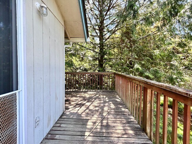 Foto del edificio - Large 3 Bed, 2 Bath, Sanctuary!