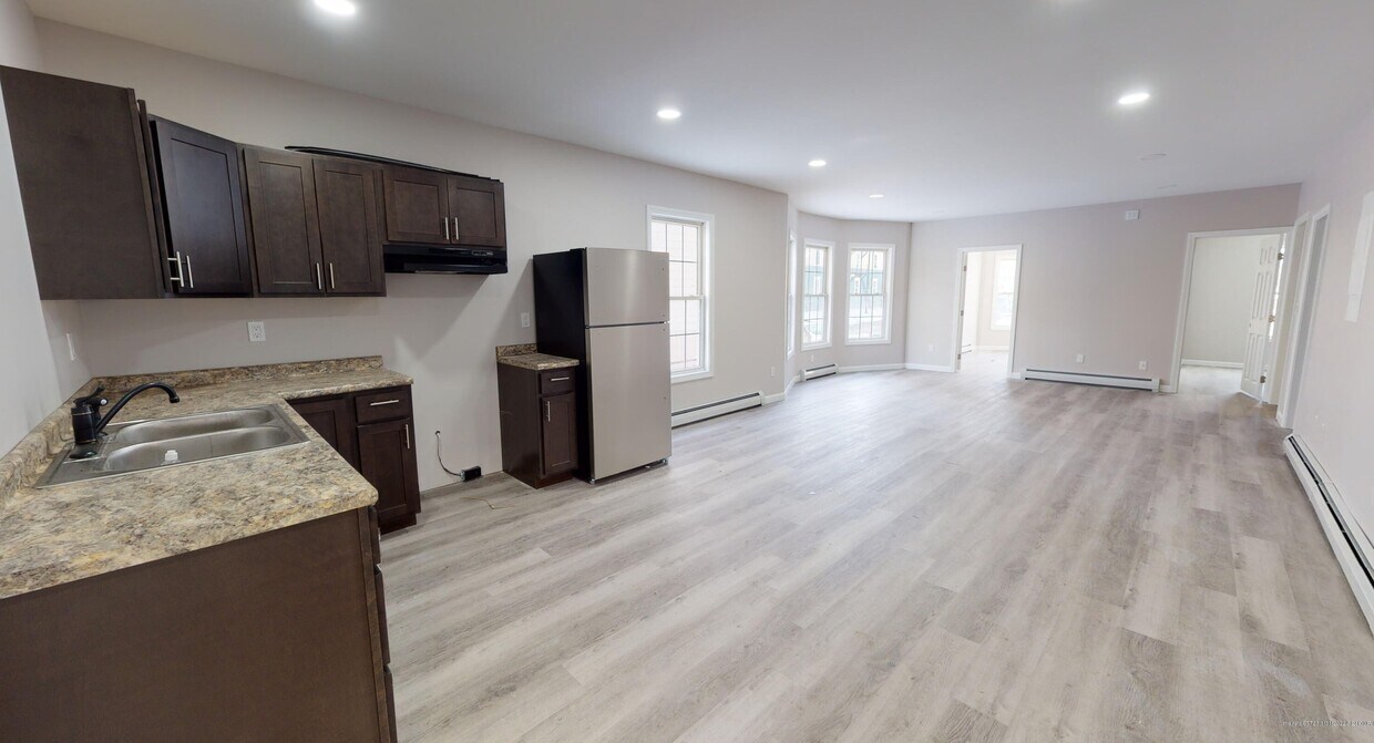 134 Bartlett St, Lewiston, ME 04240 Apartments in Lewiston, ME