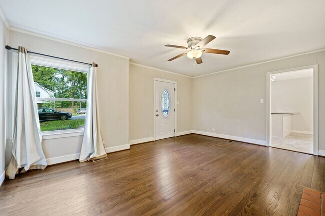 Foto del edificio - Cozy 3 Bedroom Home in North Durham! **APPLICATION PENDING**