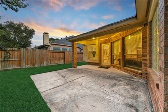 Building Photo - 12126 Laguna Pointe Ln