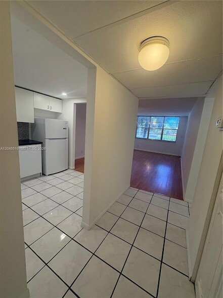 Building Photo - 2741 Taft St