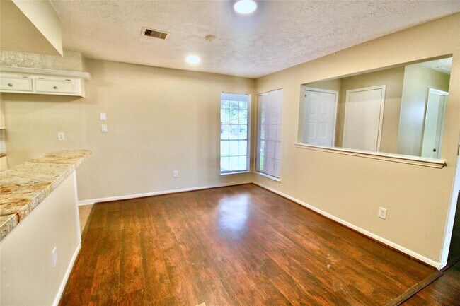 Building Photo - 15830 Alta Mesa Dr