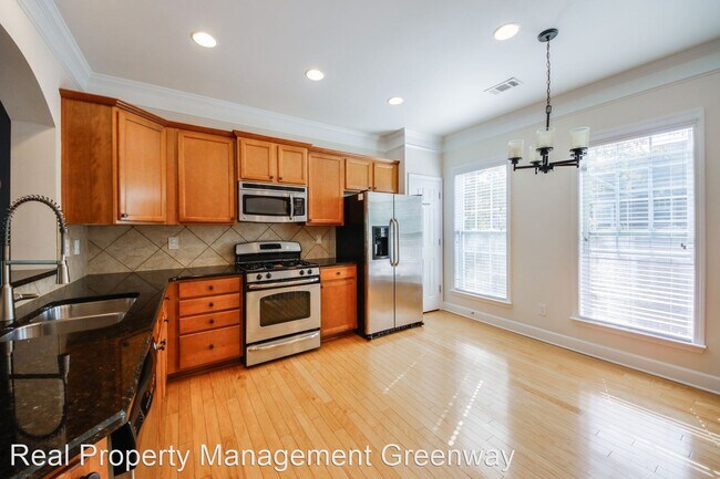 Building Photo - 3 br, 3.5 bath House - 2317 Limehurst Dr NE