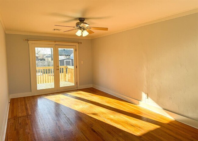 Foto del edificio - 2928 W Fairfield Ave