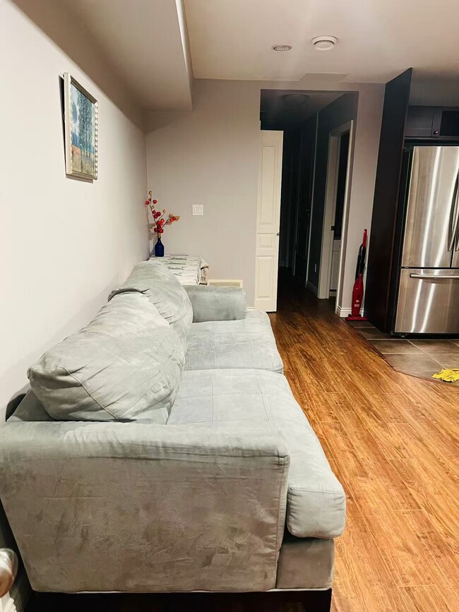 Photo du bâtiment - 3435 148 St