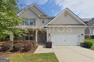 Building Photo - 140 Mandy Ln