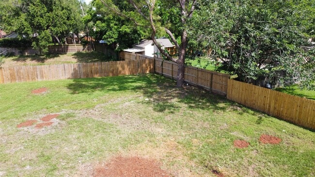 Foto del edificio - 11514 Quincewood Dr