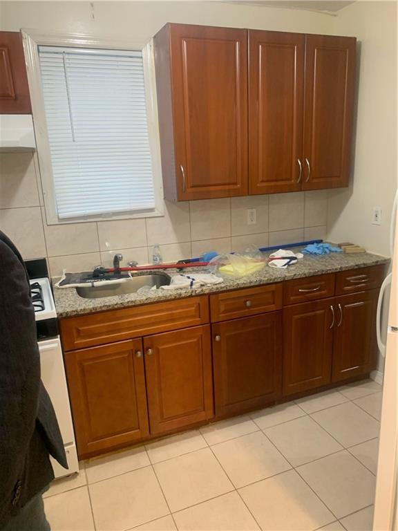 Foto del edificio - 171-33 104th Ave