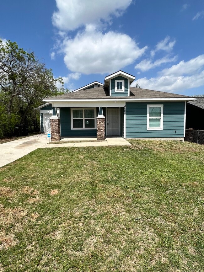 Photo - 5628 Humbert Ave (Fort Worth, TX) House