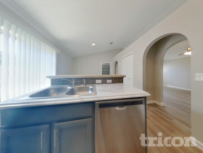 Foto del edificio - 3402 Talisman Drive