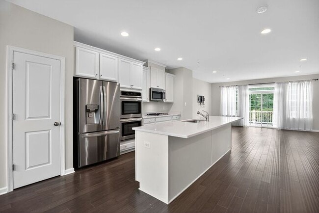 Building Photo - 43718 Winterberry Wy