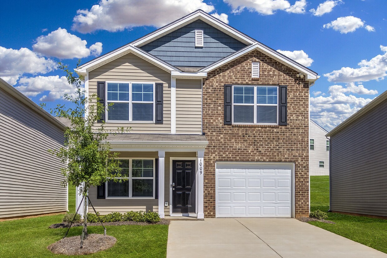 1052 Jaxson Terry LN, Charlotte, NC 28269 House Rental in Charlotte