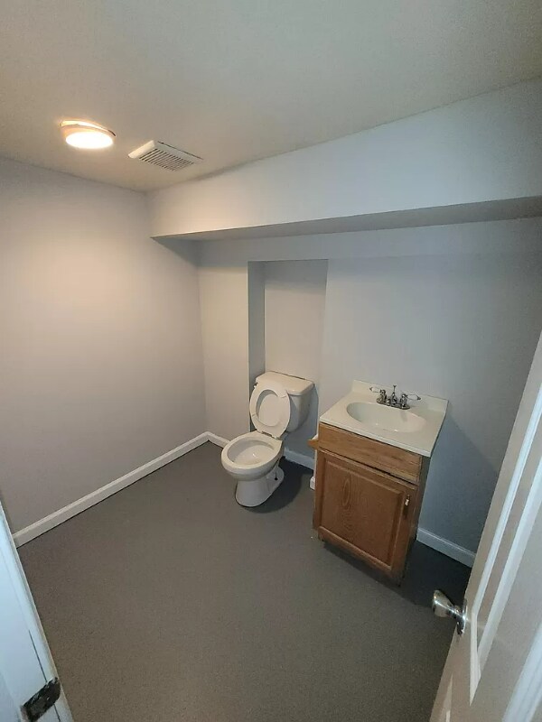 Foto del edificio - 1620 N Bond St