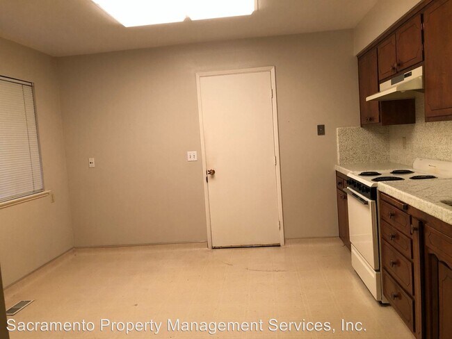 Building Photo - 2 br, 1 bath House - 6572 Harmon Drive