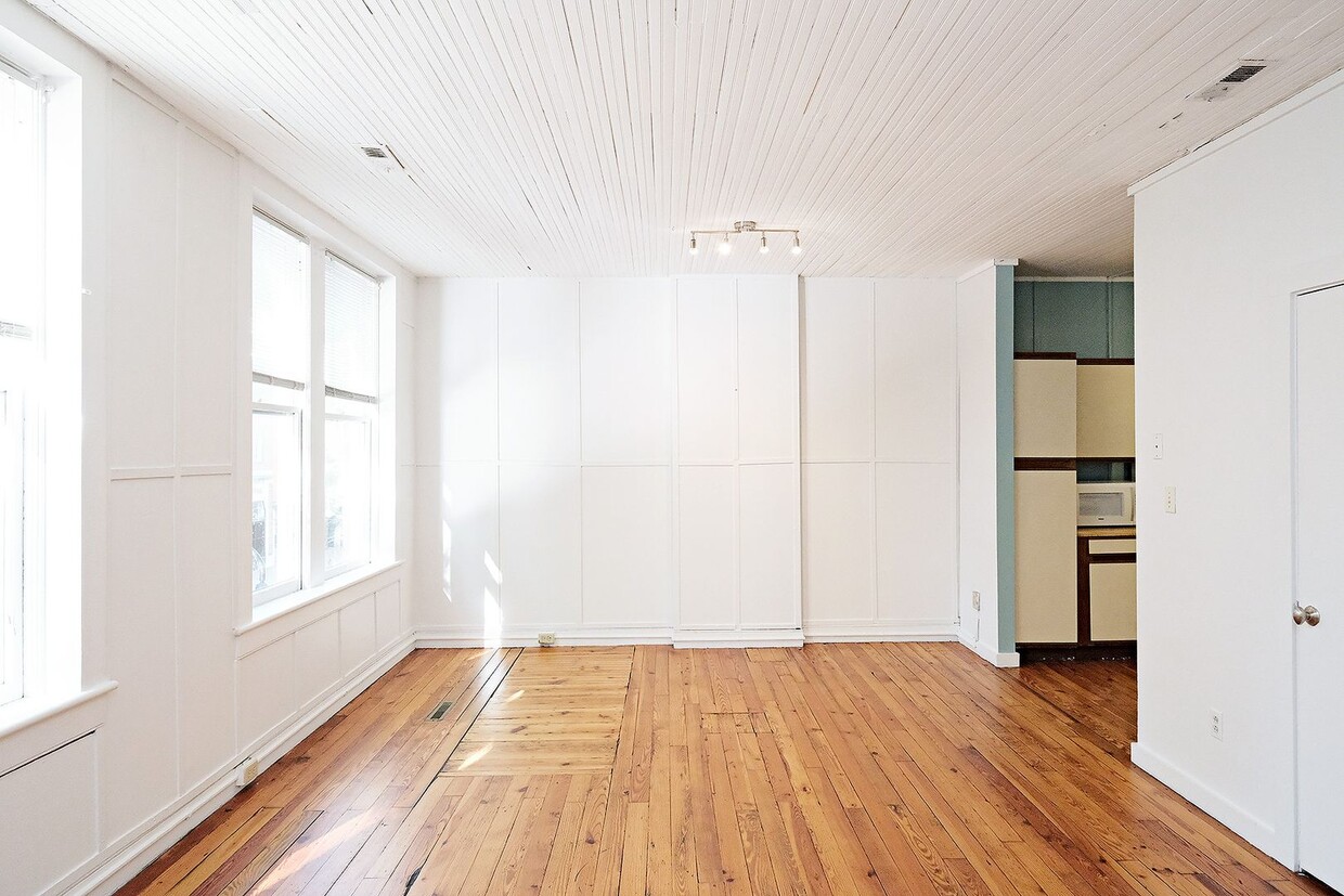 Charming Downtown Charlottesville Apartmen... - Charming Downtown Charlottesville Apartmen...