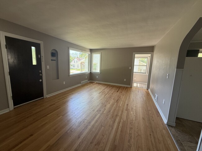 Living Room - 1405 N Church St