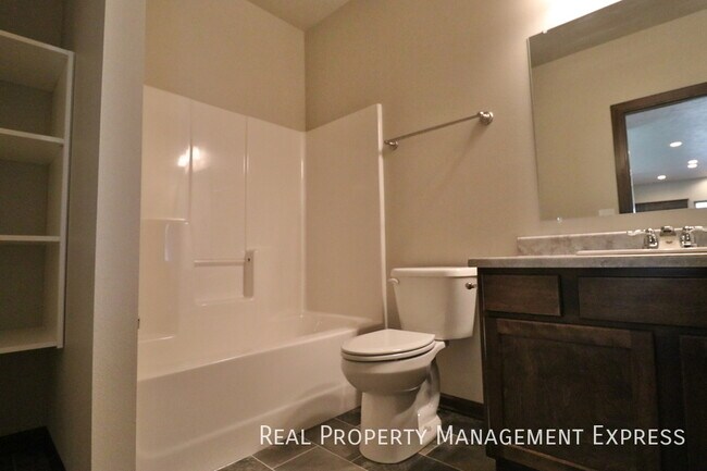 Foto del edificio - 3512 Chatham St