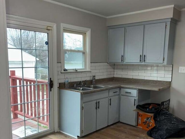 Building Photo - 13201 York Blvd