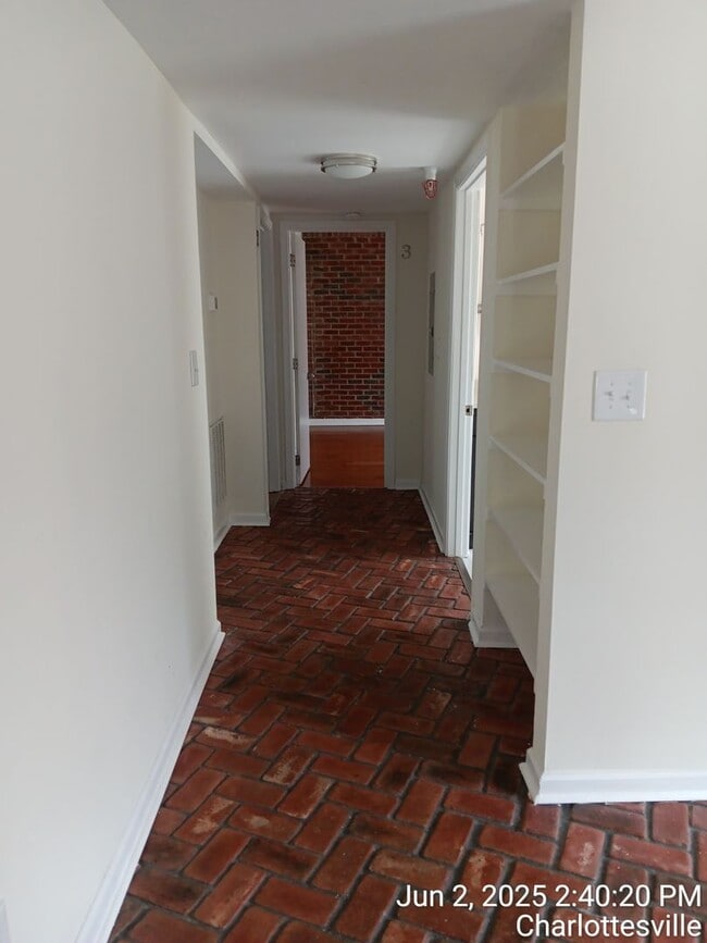 Building Photo - 515 14th St NW