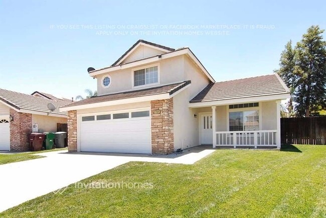 Building Photo - 27025 Hemingway Ct