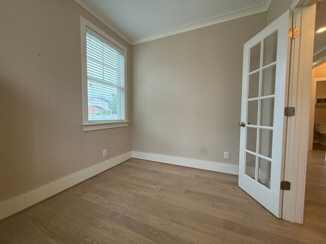 Building Photo - Charming 3-Bedroom Townhome in Poquoson