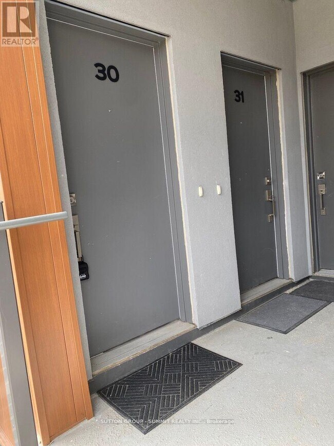 Photo du bâtiment - 650-650 Atwater Ave