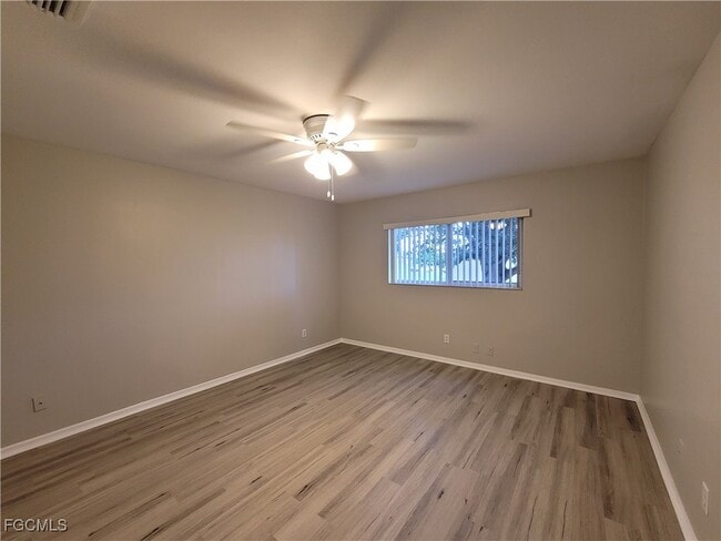 Foto del edificio - 545 SE 6th Terrace