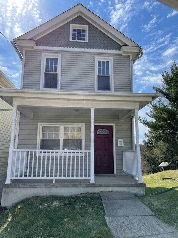Primary Photo - 908 Scott Ave