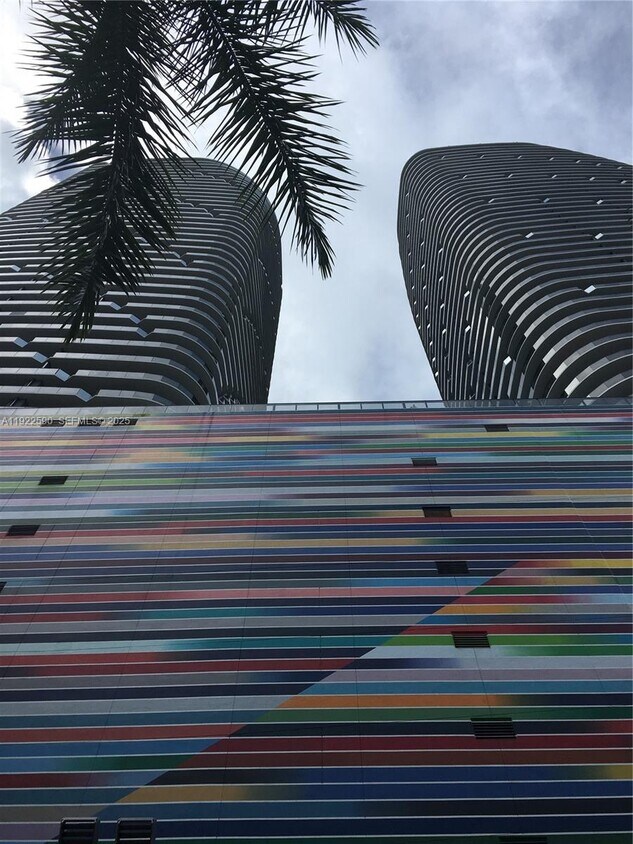 Foto principal - 55 SW 9th St