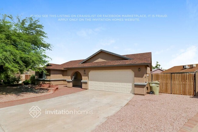 Foto del edificio - 8010 W Sierra Vista Dr