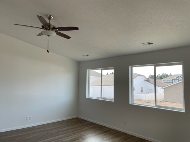 Foto del edificio - 9801 N Heston Loop