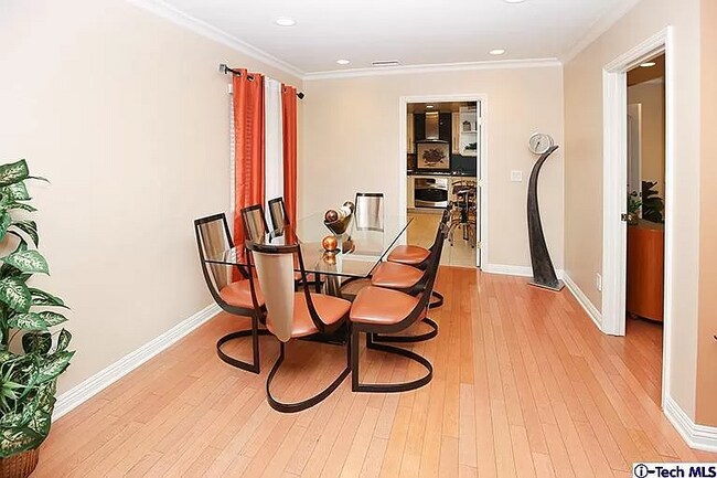 Foto del edificio - 3031 Sagamore Way