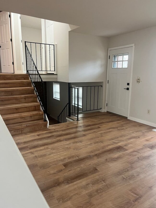 Building Photo - Fresh, Contemporary Remodel with Solar, Walk-In Closets & Great Outdoor Space