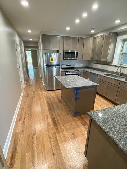 Foto del edificio - 3811 N Spaulding Ave