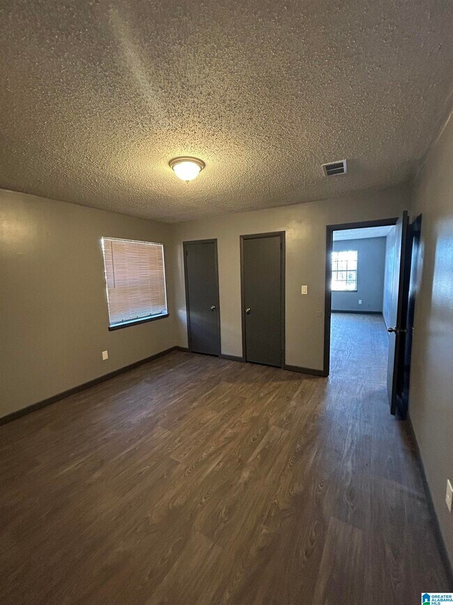 Foto del edificio - 2416 31st St Ensley