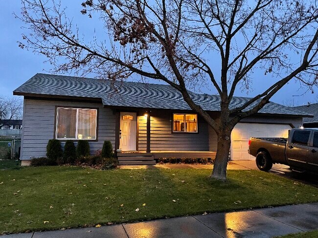 Foto del edificio - 1703 N Lea St