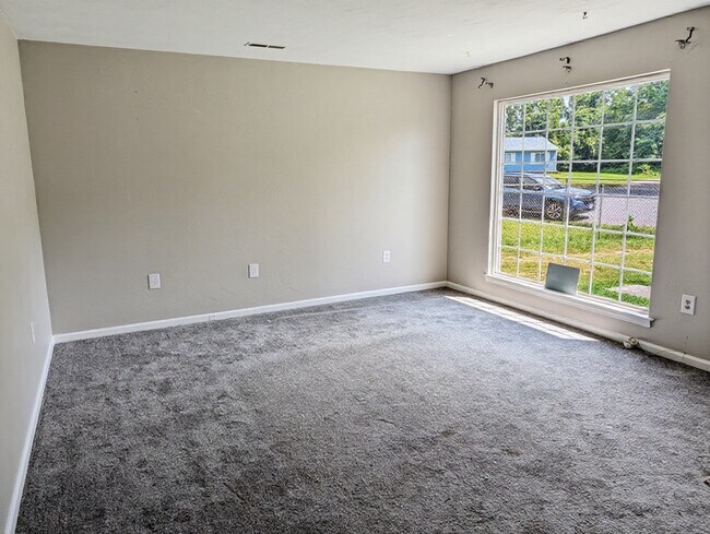 Foto del edificio - 2028 Top Hill Dr NW