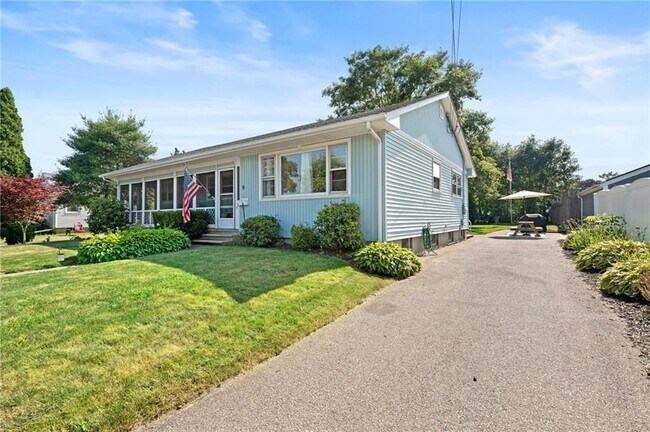 Foto del edificio - 9 Woodlund Ave