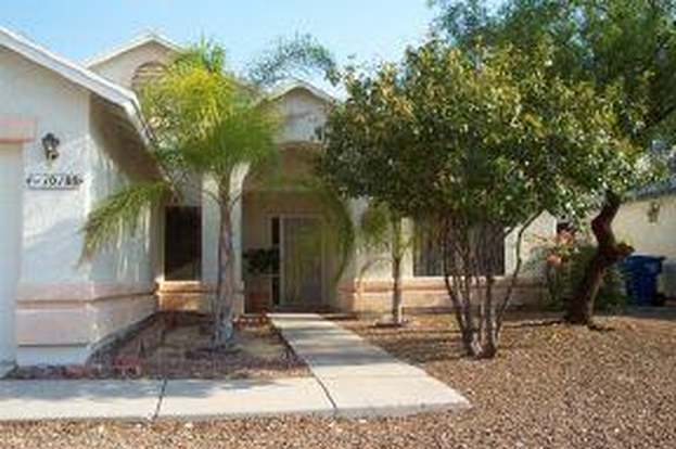 Foto principal - 10188 E Kensington Dr
