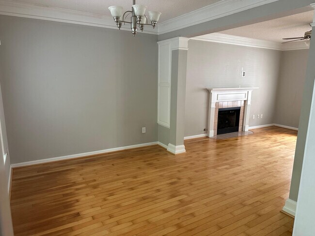 Building Photo - 1170 Rhyne Chase