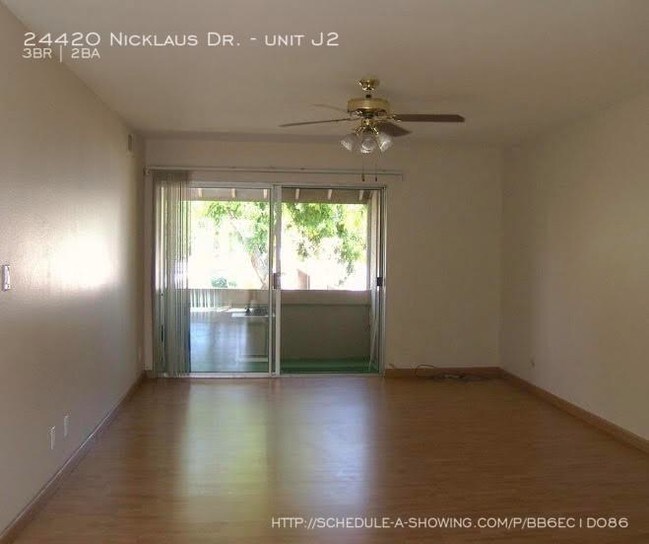 Building Photo - 3 bedroom in Valencia CA 91355